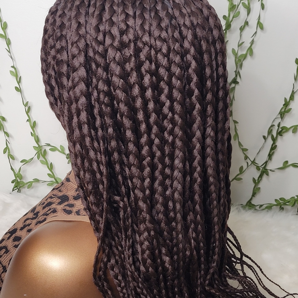 Wig - Picture 3 of 5